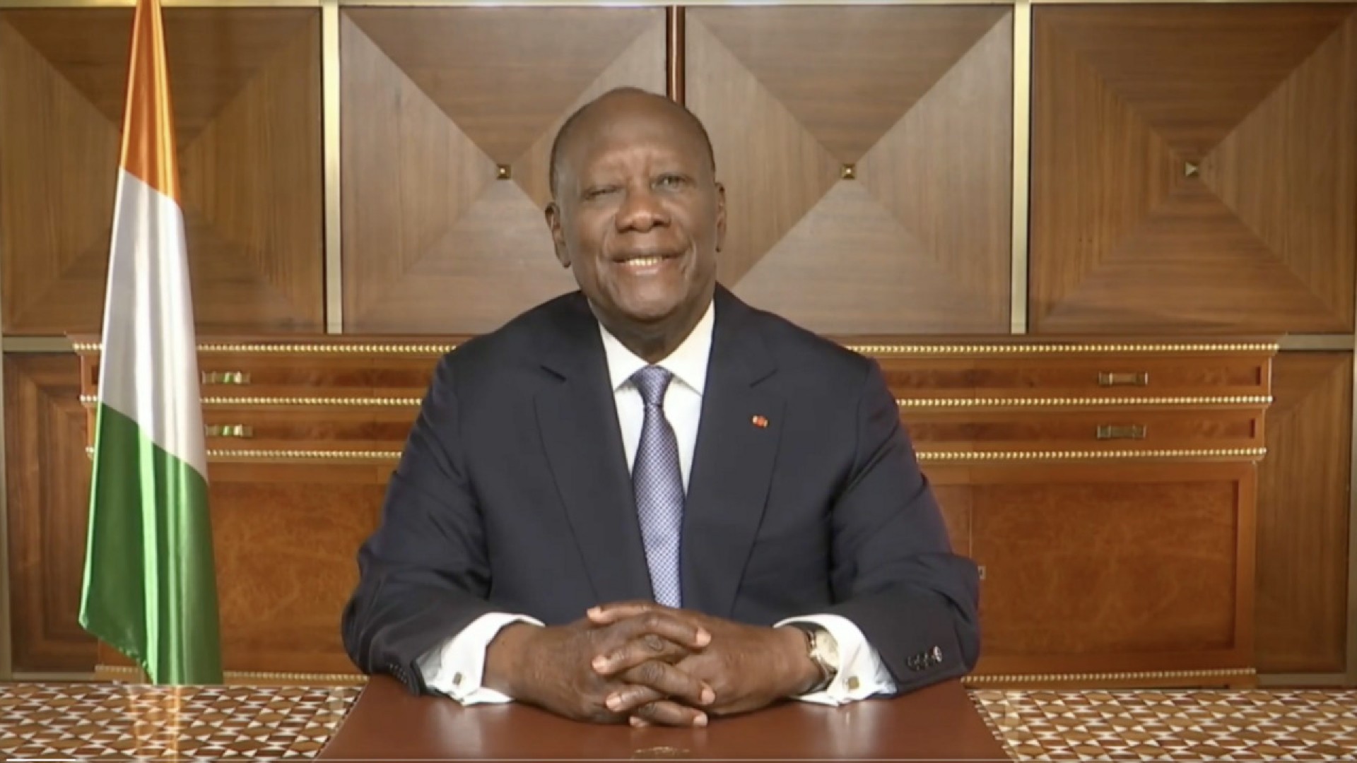 Côte d'Ivoire : Ouattara s'ouvre la route pour un quatrième mandat